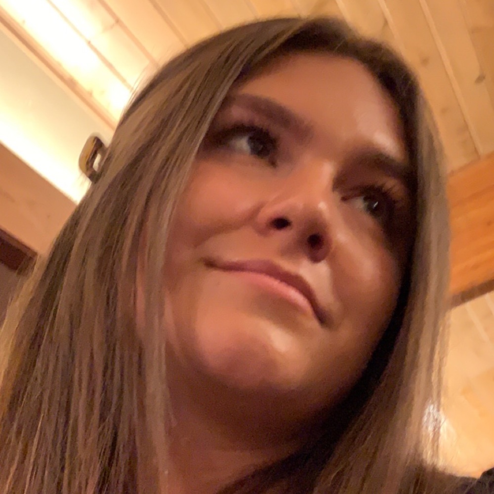 Meet your Posher, Lauren